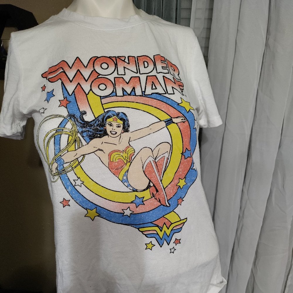 Wonder Women Vintage Print Tee